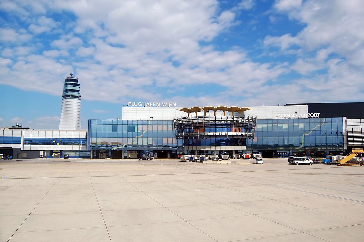 Vienna Airport Reaches Record 32 Million Passengers Before End of 2025